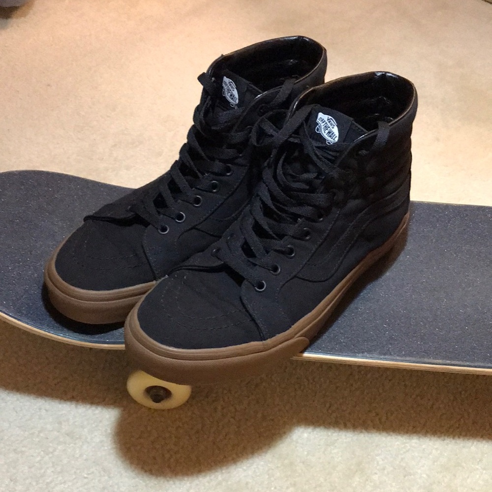 Vans Hi-Tops Men’s 11, great condition